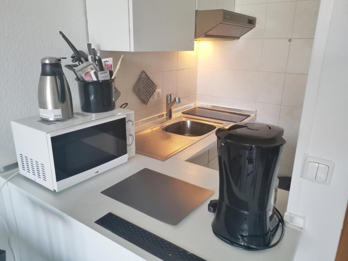 Obj 84 Meerblick Fewo Fuer 2 Bis 3 Personen Strandnah, Wlan Lubeck Exterior photo