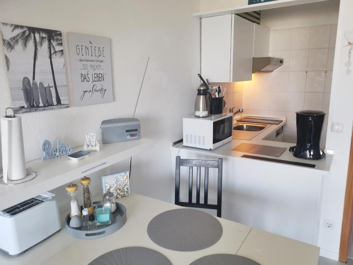 Obj 84 Meerblick Fewo Fuer 2 Bis 3 Personen Strandnah, Wlan Lubeck Exterior photo